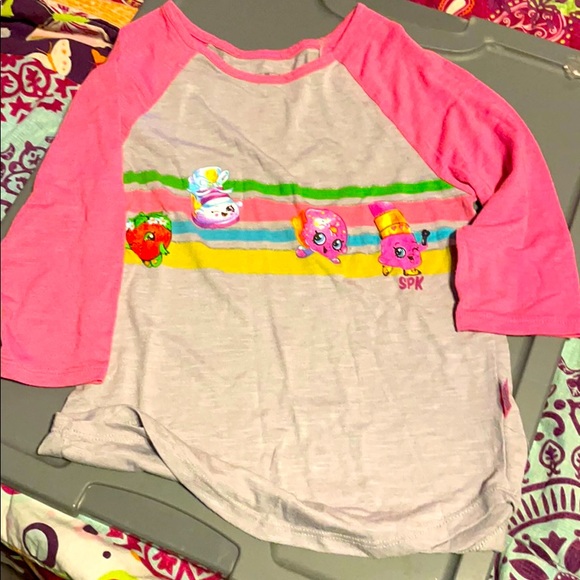 Shopkins Other - 5/$20🛍GUC Girls “Shopkins” 3/4 sleeve tee.